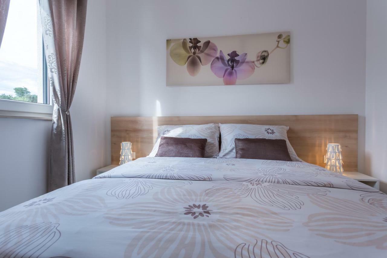 Apartment Elegance Крк Экстерьер фото