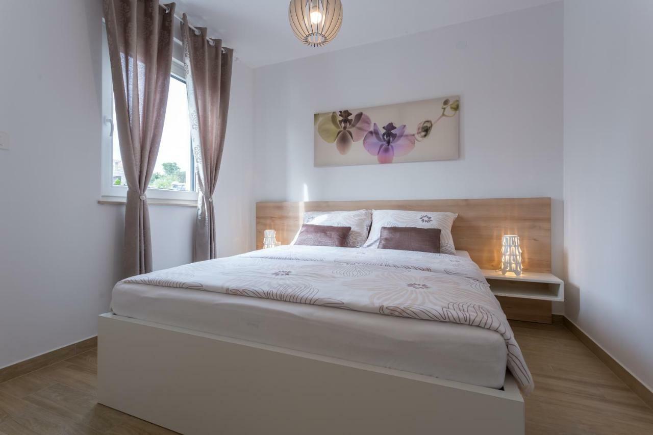 Apartment Elegance Крк Экстерьер фото