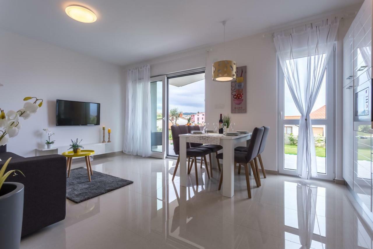 Apartment Elegance Крк Экстерьер фото